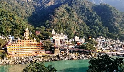 View of Yoga City Rishikesh, Review Yoga Course for Nada, Kundalini and Meditation