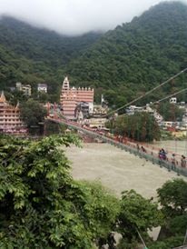 Mountainous Rishikesh travel luxman joula bridge photography