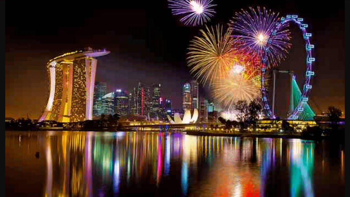 New Years Eve Fireworks in Singapore 2017